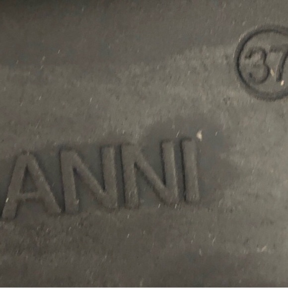 Ganni mid Chelsea boots. - Picture 6 of 8